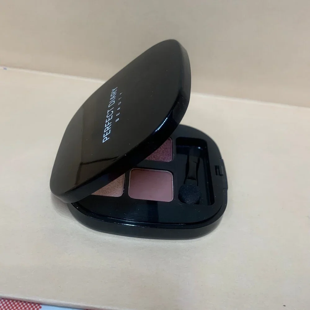 Perfect Diary beauty Quadra eyeshadow palette 04 Lavender Haze